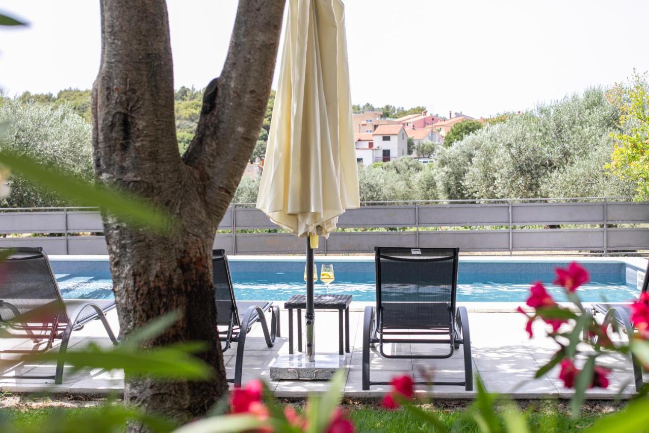 Apartments Tina Stinjan Πούλα Εξωτερικό φωτογραφία
