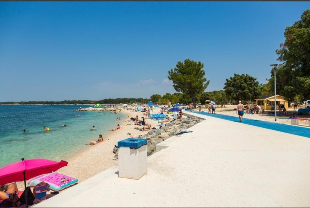 Apartments Tina Stinjan Πούλα Εξωτερικό φωτογραφία