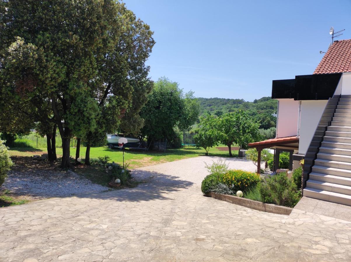 Apartments Tina Stinjan Πούλα Εξωτερικό φωτογραφία
