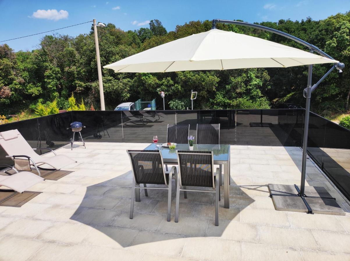 Apartments Tina Stinjan Πούλα Εξωτερικό φωτογραφία